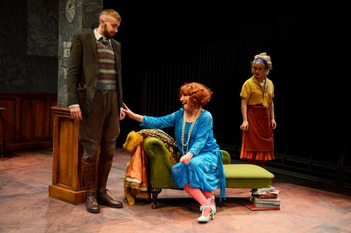 ©NOBBY CLARK +44(0)7941-515770 +44(0)20-7274-2105 nobby@nobbyclark.co.uk