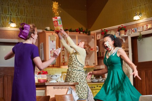 Rules For Living at ETT and Royal and Derngate Theatre. Photo by Mark Douet _31B0004 copy