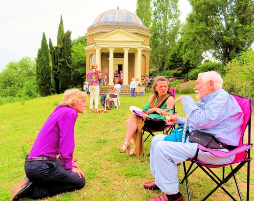 1 Amy's soiree, waiting for the start